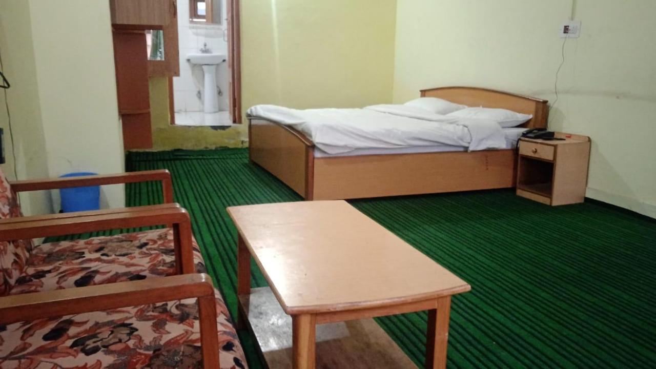 Hotel Senorita Srinagar  Exterior photo
